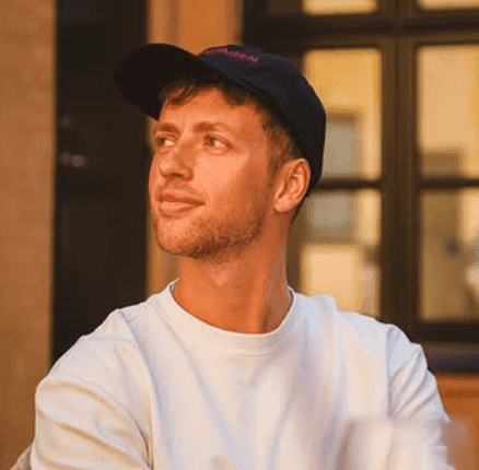 Portrait of Alex, Heat Harmony Saunagus master.